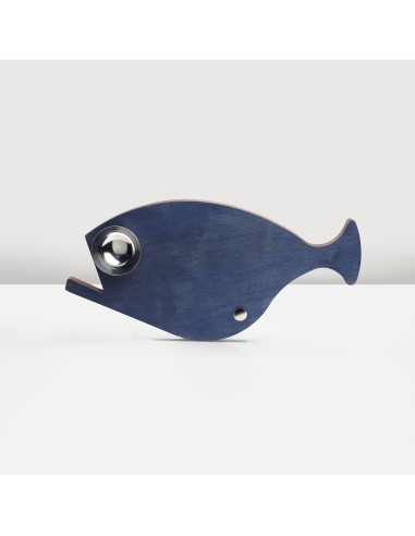Pescefresco tagliere moderno ed eclettico una vera opera d'arte realizzata in legno di noce canaletto -KNINDUSTRIE